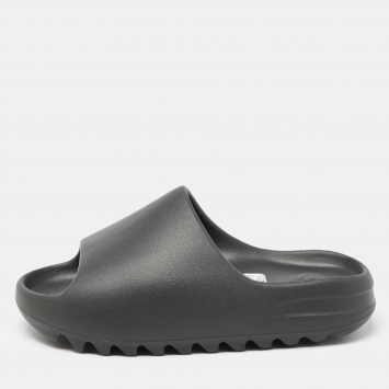 Pre Owned Yeezy x Adidas Black Rubber Onyx Flat Slides Size 40.5