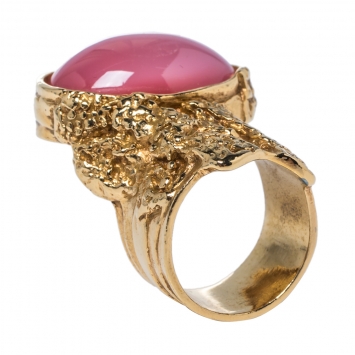 مملوكة مسبقًا Yves Saint Laurent Pink Glass Cabochon Arty Ring Size 8