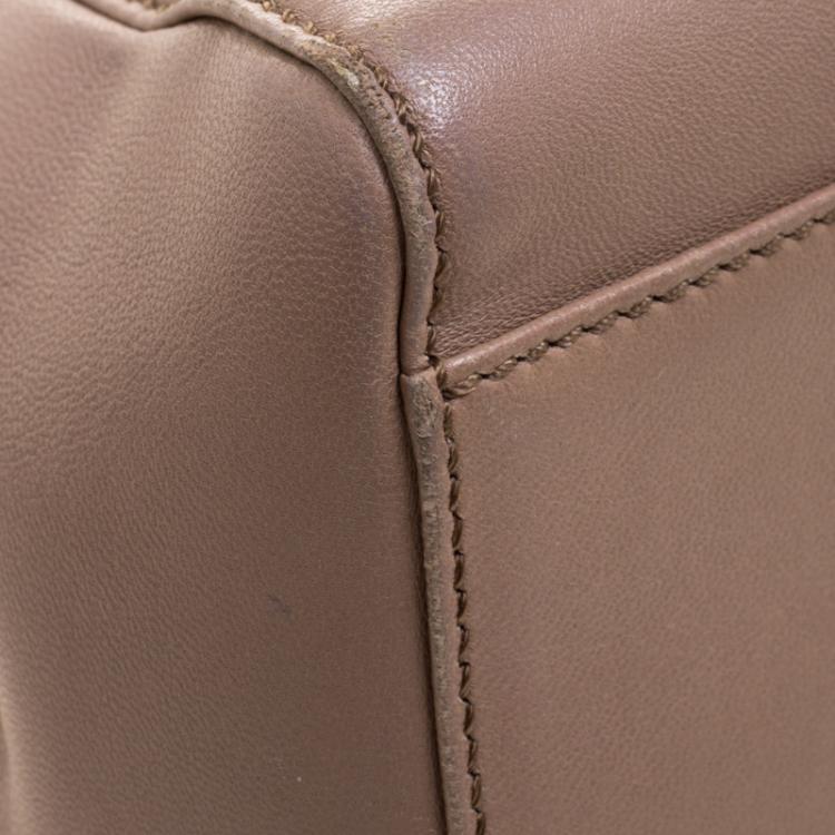 Pre Owned Fendi Beige Leather Mini Peekaboo Top Handle Bag