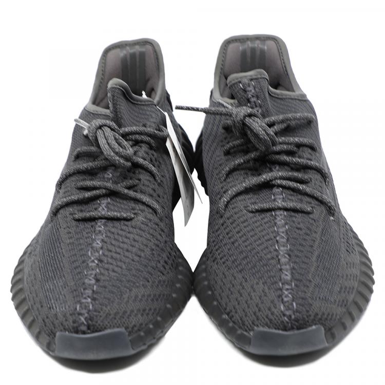 yeezy v2 triple black