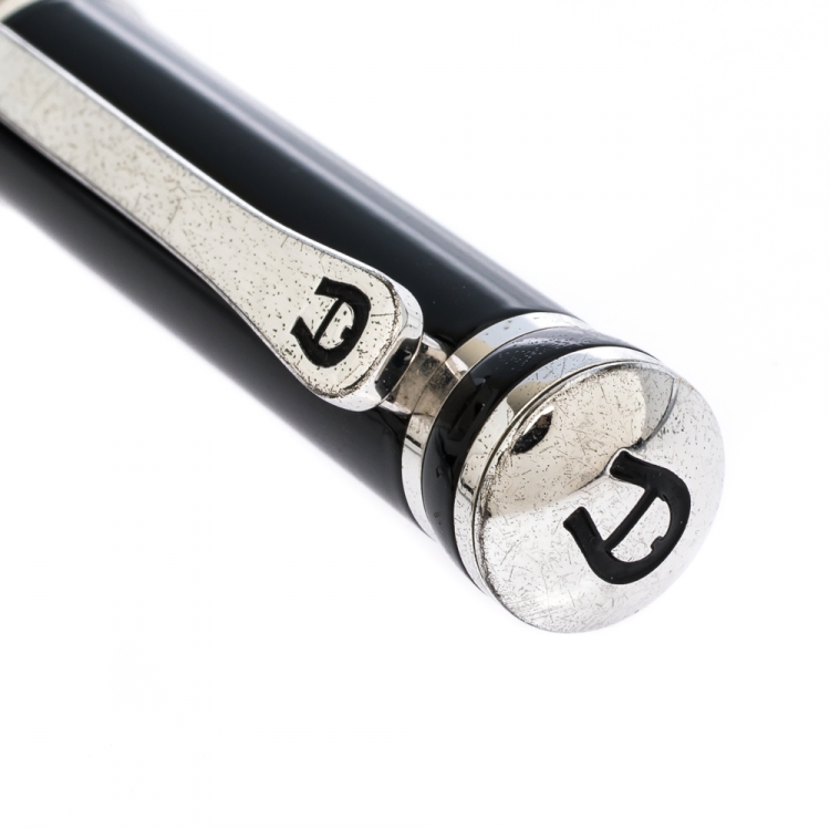 Pre Owned Aigner Black Resin Silver Tone Ballpoint Pen