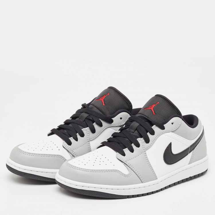 Pre Owned Air Jordans Grey/White Leather Jordan 1 Low Light Smoke Grey Sneakers Size 42