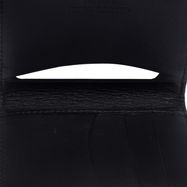 Pre Owned Alexander McQueen Gold Leather Skull Bifold Card Holder