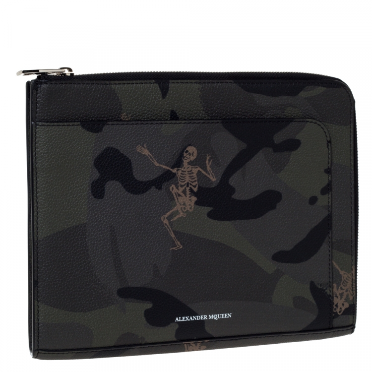 Pre Owned Alexander McQueen Green Camouflage Leather Dancing Skeleton Pouch