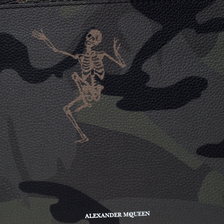 Pre Owned Alexander McQueen Green Camouflage Leather Dancing Skeleton Pouch