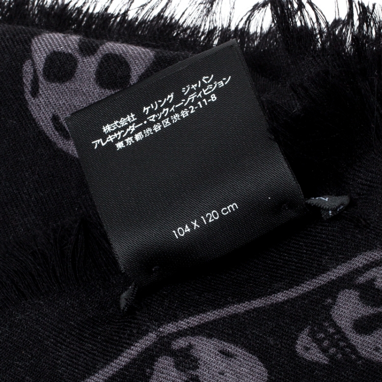 Pre Owned Alexander McQueen Black & Grey Skull Print Cashmere Scarf