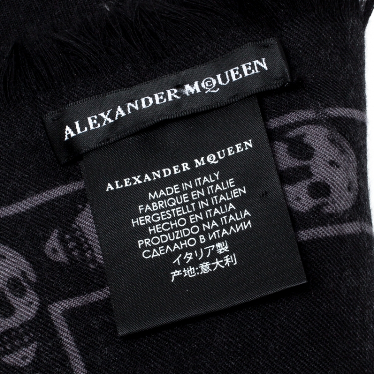 Pre Owned Alexander McQueen Black & Grey Skull Print Cashmere Scarf