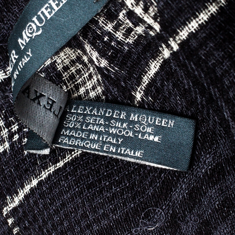 Pre Owned Alexander McQueen Dark Blue Checked and Skull Jacquard Silk Wool Scarf