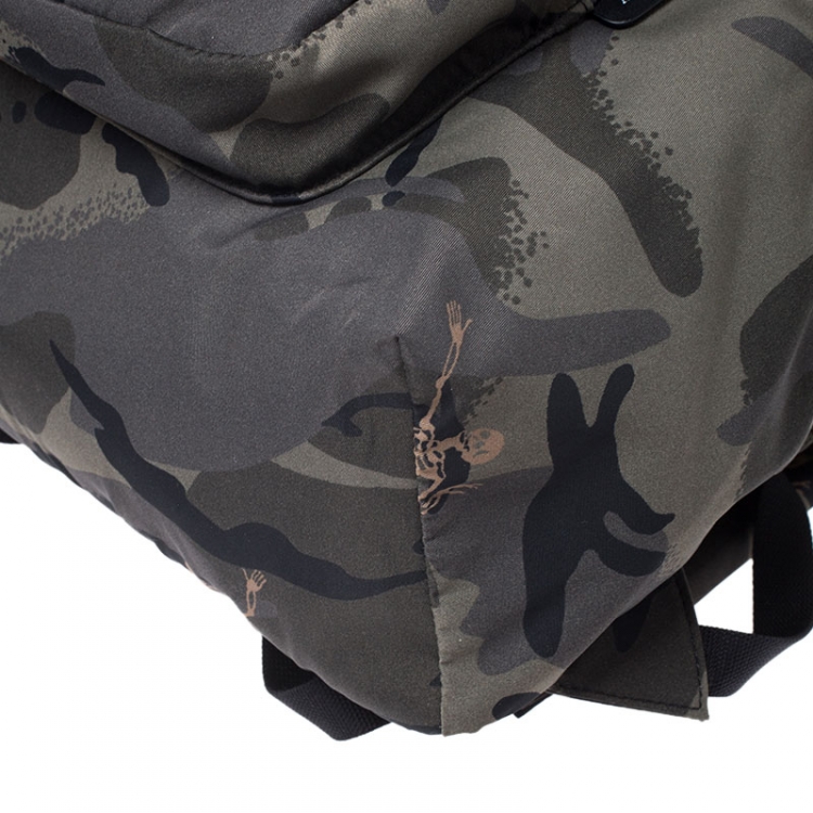 Pre Owned Alexander McQueen Green Camouflage Nylon Dancing Skeleton Backpack 