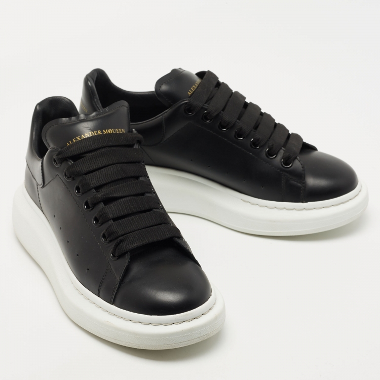 Pre Owned Alexander McQueen Black Leather Larry Low Top Sneakers Size 42.5