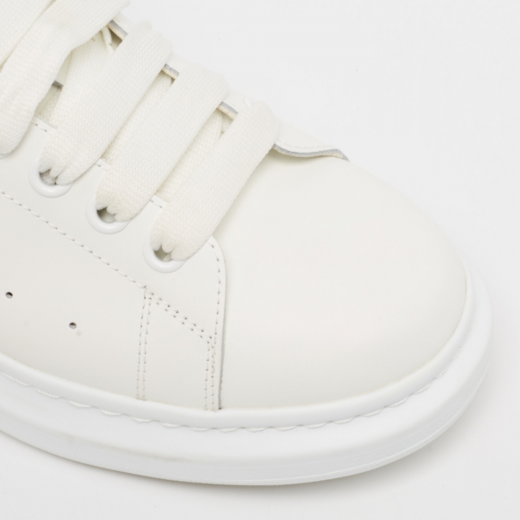 Pre Owned Alexander McQueen White/Blue Leather Oversized Sneakers Size 43