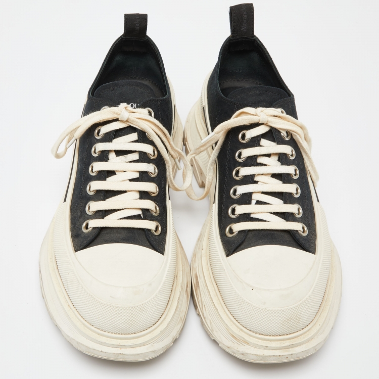 Pre Owned Alexander McQueen Black Canvas and Rubber Tread Slick Lace Up Sneakers 41