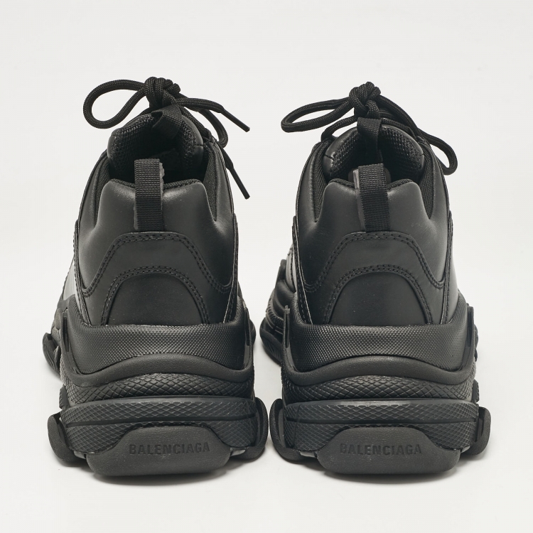 Pre Owned Balenciaga Black Leather Triple S Lace Up Sneakers Size 43
