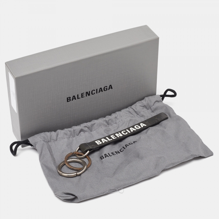 Pre Owned Balenciaga Grey Croc Embossed Leather Rings Key Holder