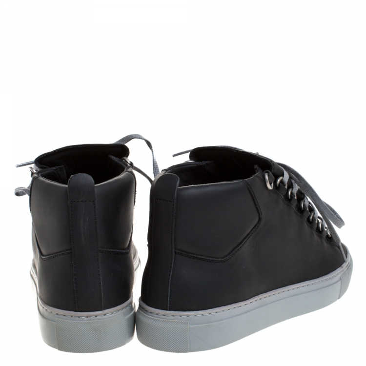 Pre Owned Balenciaga Grey Leather Arena Mid Top Sneakers Size 41