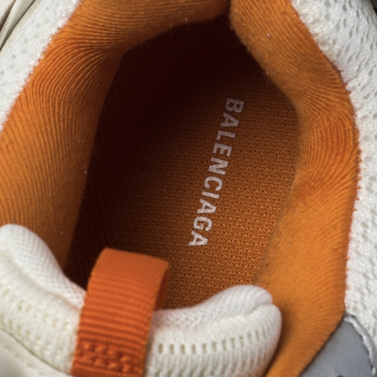 مملوكة مسبقًا Balenciaga White/Orange Mesh Fabric and Leather Track Lace Up Sneakers Size 43