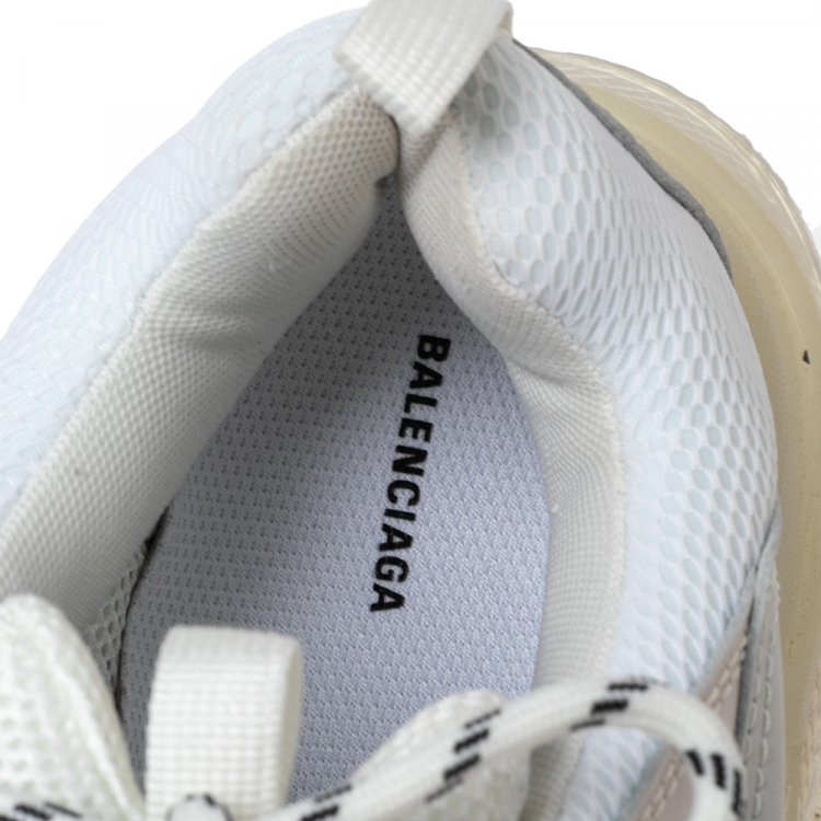 مملوكة مسبقًا Balenciaga White Mesh and Leather Triple S Sneakers Size 41