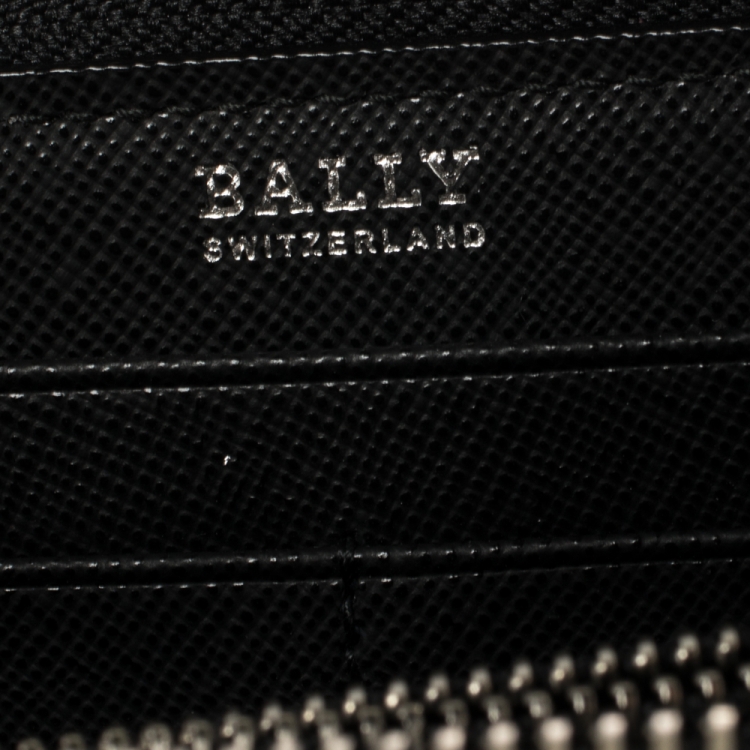 Pre Owned Bally Black Leather Salen Zip Around Wallet