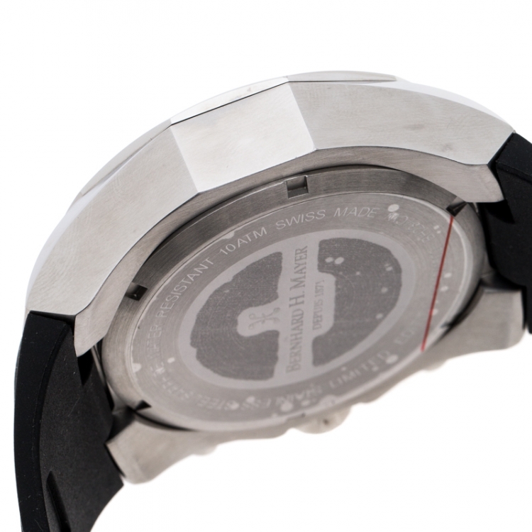 Pre Owned Bernhard H. Mayer White Stainless Steel Striker Victory Men's Wristwatch 52 mm