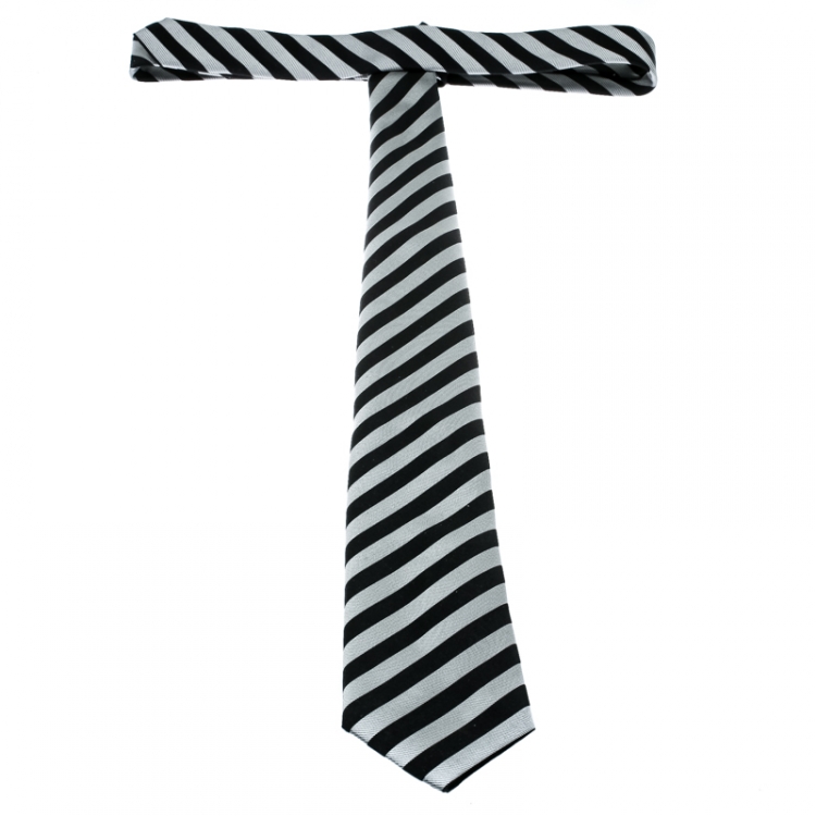 Pre Owned Boss by Hugo Boss Grey and Black Diagonal Striped Silk Tie