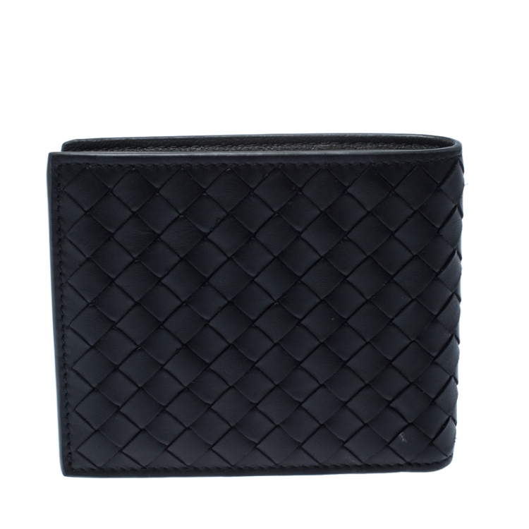 Pre Owned Bottega Veneta Black Intrecciato Leather Bifold Wallet
