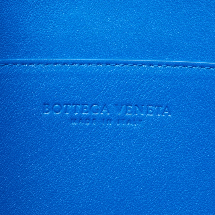 Pre Owned Bottega Veneta Black Intrecciato Leather Half Zip Pouch