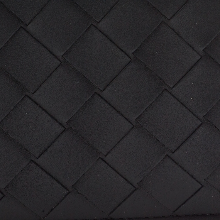 Pre Owned Bottega Veneta Black Intrecciato Leather Bifold Wallet