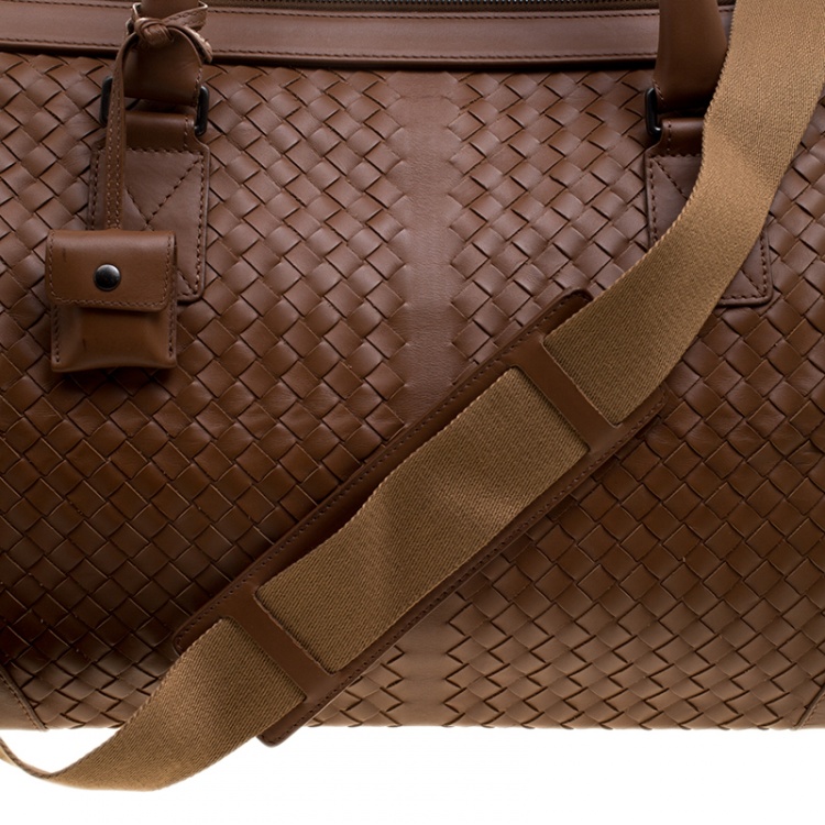 Pre Owned Bottega Veneta Brown Intrecciato Leather Medium Duffel Bag