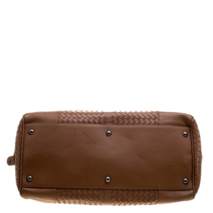 Pre Owned Bottega Veneta Brown Intrecciato Leather Medium Duffel Bag