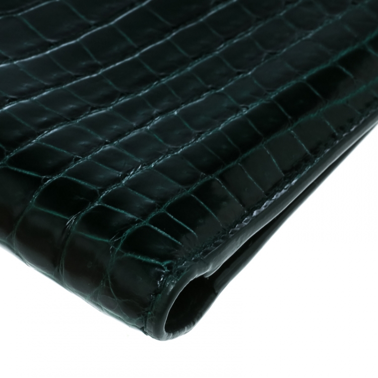 Pre Owned Bottega Veneta Green Crocodile Bi Fold Wallet 