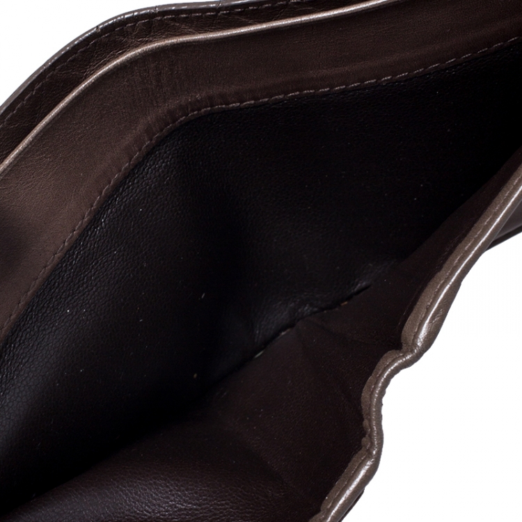 مملوكة مسبقًا Bottega Veneta Brown Intrecciato Leather Bifold Wallet