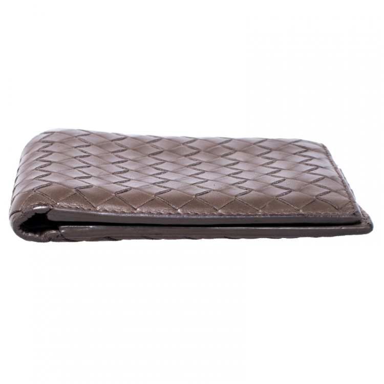 مملوكة مسبقًا Bottega Veneta Brown Intrecciato Leather Bifold Wallet