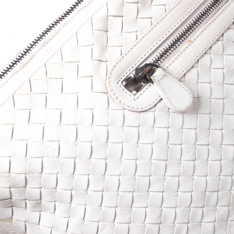 Pre Owned Bottega Veneta White Intrecciato Leather Messenger Bag