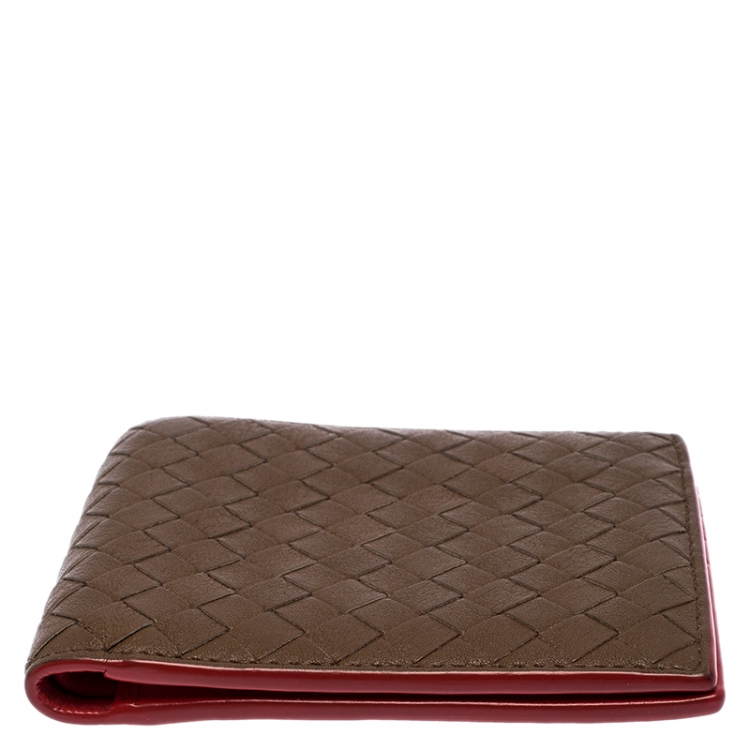 Pre Owned Bottega Veneta Brown Intrecciato Leather Bifold Wallet