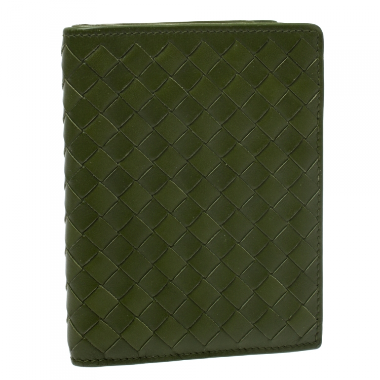 Pre Owned Bottega Veneta Green Intrecciato Leather Bifold Wallet