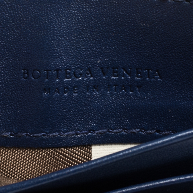مملوكة مسبقًا Bottega Veneta Blue Intrecciato Leather Card Holder