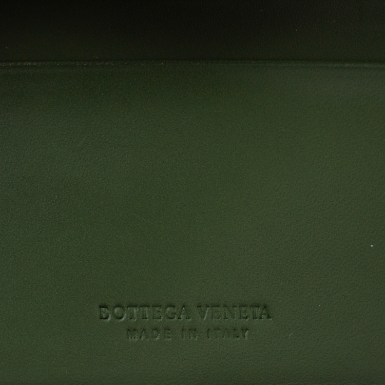Pre Owned Bottega Veneta Green Intrecciato Leather Bifold Wallet
