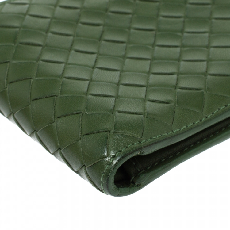 Pre Owned Bottega Veneta Green Intrecciato Leather Bifold Wallet