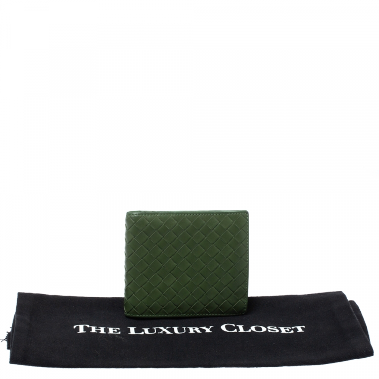 Pre Owned Bottega Veneta Green Intrecciato Leather Bifold Wallet