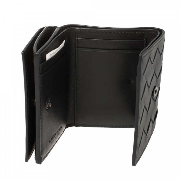 Pre Owned Bottega Veneta Black Intrecciato Leather Trifold Wallet