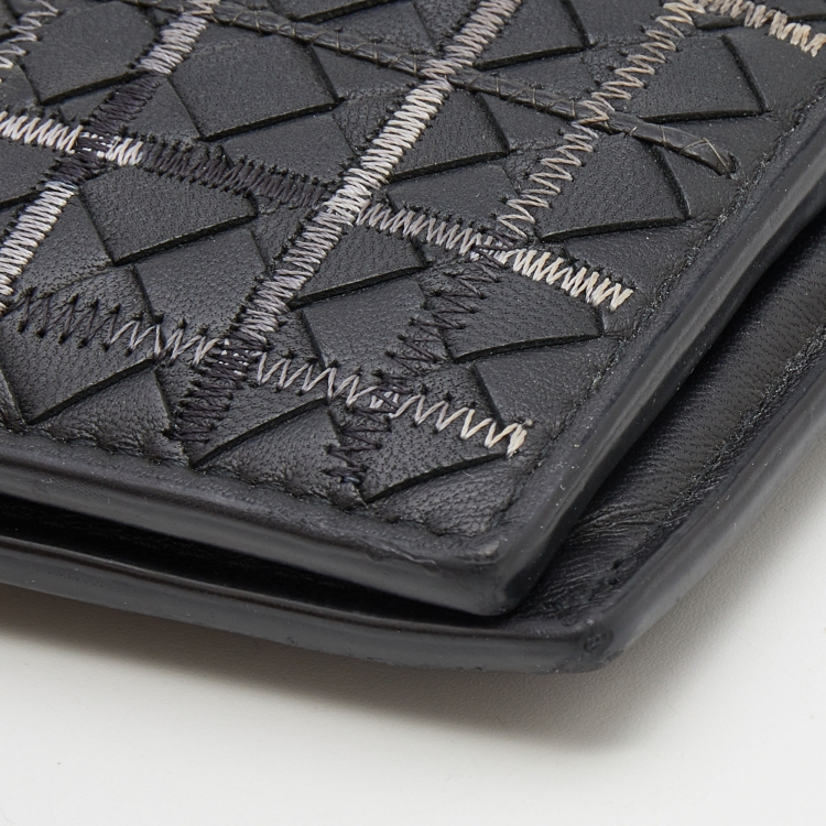 Pre Owned Bottega Veneta Black Intrecciato Leather Bifold Wallet