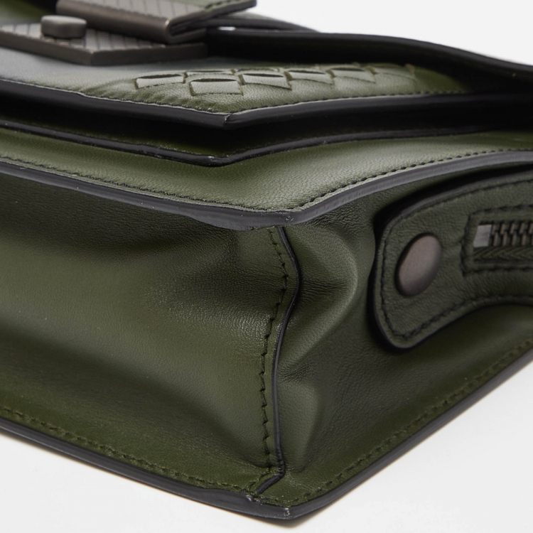 Pre Owned Bottega Veneta Green Intrecciato Leather Zip Pouch
