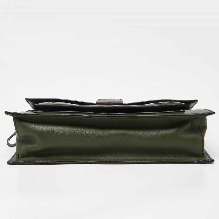 Pre Owned Bottega Veneta Green Intrecciato Leather Zip Pouch
