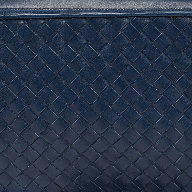 Pre Owned Bottega Veneta Blue Intrecciato Leather Wristlet Pouch