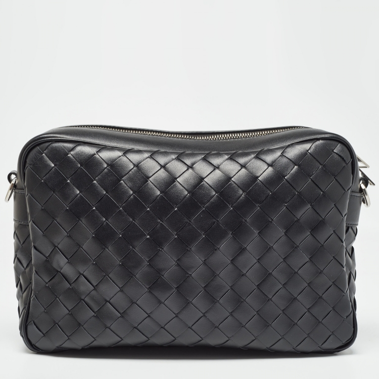 Pre Owned Bottega Veneta Black Intrecciato Leather Arco Camera Crossbody Bag