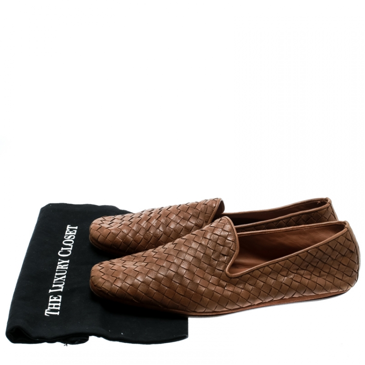 Pre Owned Bottega Veneta Dark Beige Intrecciato Leather Loafers Size 43