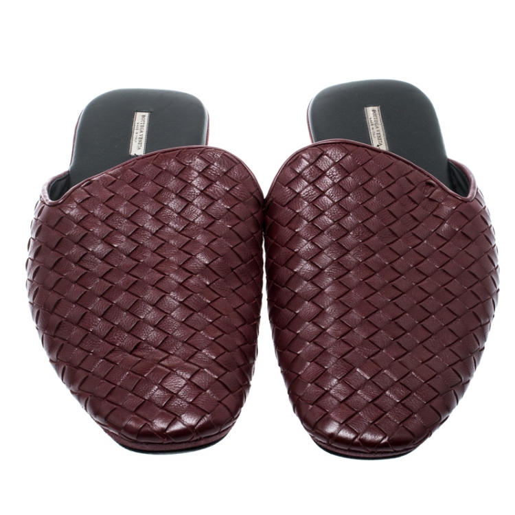 Pre Owned Bottega Veneta Burgundy Intrecciato Leather Espresso Fiandra Mules Size 43