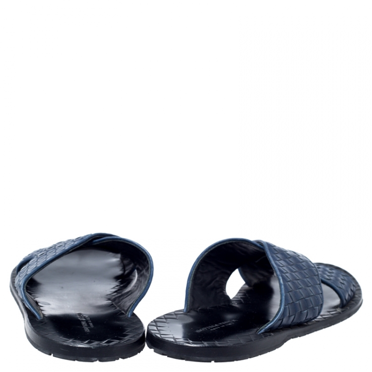 Pre Owned Bottega Veneta Blue Intreciato Leather Flat Sandals Size 43
