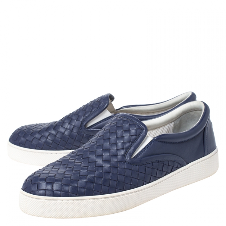 Pre Owned Bottega Veneta Dark Blue Intrecciato Leather Slip On Sneakers Size 42