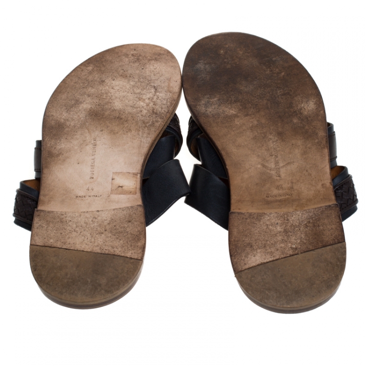 مملوكة مسبقًا Bottega Veneta Black/Brown Leather Crisscross Slide Sandals Size 44